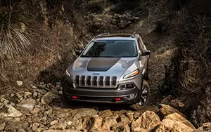   Jeep Cherokee Trailhawk - 2014