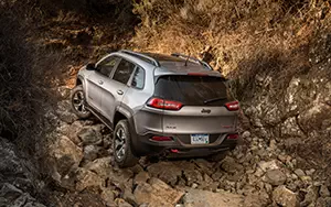   Jeep Cherokee Trailhawk - 2014