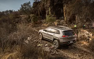   Jeep Cherokee Trailhawk - 2014