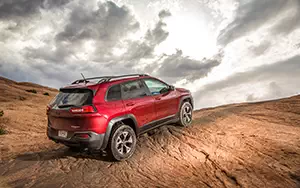   Jeep Cherokee Trailhawk - 2014