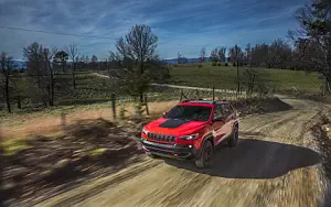   Jeep Cherokee Trailhawk - 2018