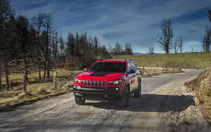   Jeep Cherokee Trailhawk - 2018