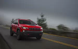   Jeep Cherokee Trailhawk - 2018