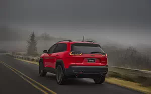   Jeep Cherokee Trailhawk - 2018