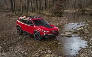   Jeep Cherokee Trailhawk - 2018