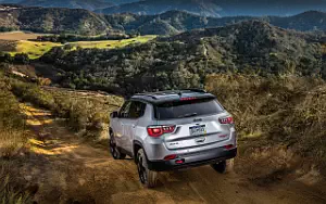   Jeep Compass Trailhawk - 2017