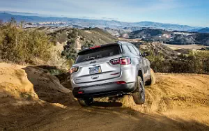   Jeep Compass Trailhawk - 2017