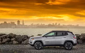   Jeep Compass Trailhawk - 2017