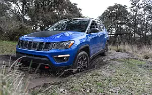   Jeep Compass Trailhawk - 2017