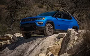   Jeep Compass Trailhawk - 2017
