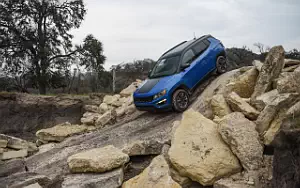   Jeep Compass Trailhawk - 2017