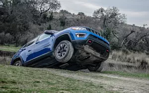   Jeep Compass Trailhawk - 2017