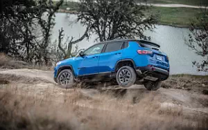   Jeep Compass Trailhawk - 2017