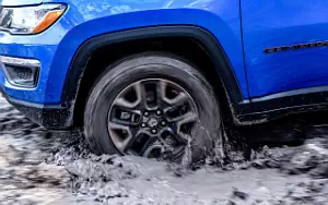   Jeep Compass Trailhawk - 2017