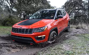   Jeep Compass Trailhawk - 2017