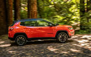   Jeep Compass Trailhawk - 2017