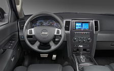   Jeep Grand Cherokee SRT8 - 2009
