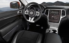   Jeep Grand Cherokee SRT8 - 2011