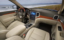   Jeep Grand Cherokee - 2011