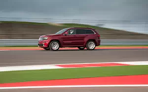   Jeep Grand Cherokee SRT - 2013