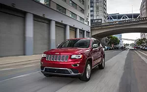   Jeep Grand Cherokee Summit - 2013