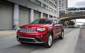   Jeep Grand Cherokee Summit - 2013