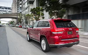   Jeep Grand Cherokee Summit - 2013
