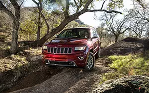   Jeep Grand Cherokee Overland - 2014