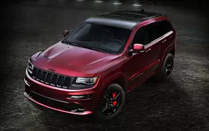   Jeep Grand Cherokee SRT Night - 2016