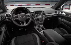   Jeep Grand Cherokee SRT - 2016