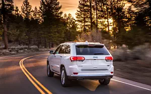   Jeep Grand Cherokee Summit - 2016