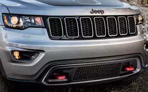   Jeep Grand Cherokee Trailhawk - 2016