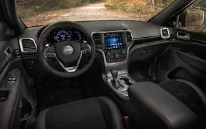   Jeep Grand Cherokee Trailhawk - 2016