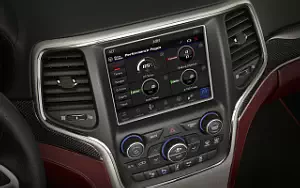   Jeep Grand Cherokee Trackhawk - 2017