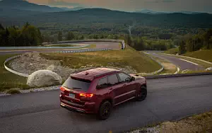   Jeep Grand Cherokee Trackhawk - 2018