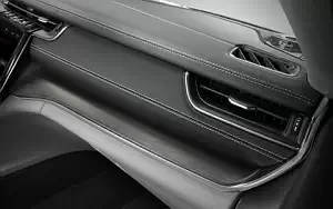   Jeep Grand Cherokee L Overland - 2021