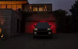   Jeep Grand Cherokee L Summit - 2021