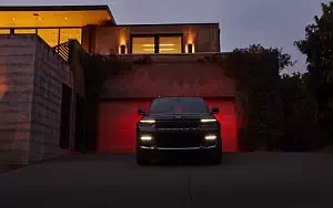   Jeep Grand Cherokee L Summit - 2021