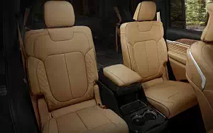   Jeep Grand Cherokee L Summit - 2021