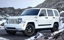   Jeep Liberty Arctic - 2012