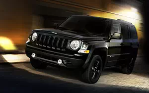   Jeep Patriot Altitude - 2012