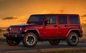   Jeep Wrangler Unlimited Altitude - 2012