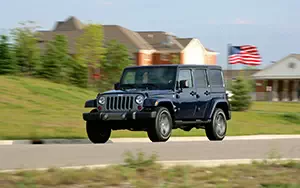   Jeep Wrangler Unlimited Freedom Edition - 2012