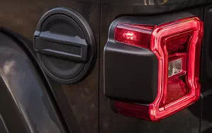   Jeep Wrangler Unlimited Sahara - 2018