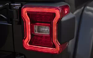   Jeep Wrangler Unlimited Sahara - 2018