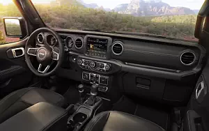   Jeep Wrangler Unlimited Sahara - 2018