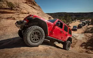   Jeep Wrangler Unlimited Rubicon 392 (Firecracker Red) - 2021