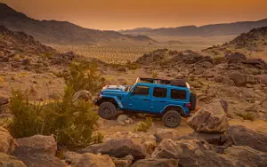   Jeep Wrangler Unlimited Rubicon 392 (Hydro Blue) - 2021