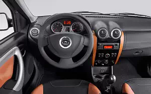 Обои автомобили Lada Largus Cross Quest - 2020