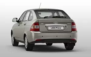   Lada Priora Hatchback - 2013
